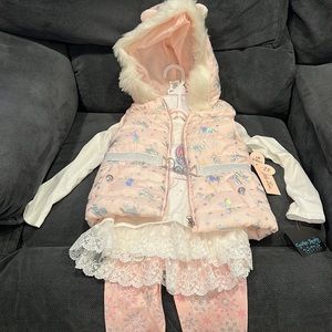Size small girls 3 piece set - vest with hoodie, long sleeve shirt and leggings